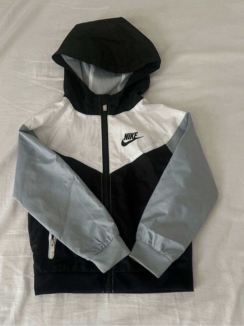 Nike Black White Mesh-Lined Kids Jacket